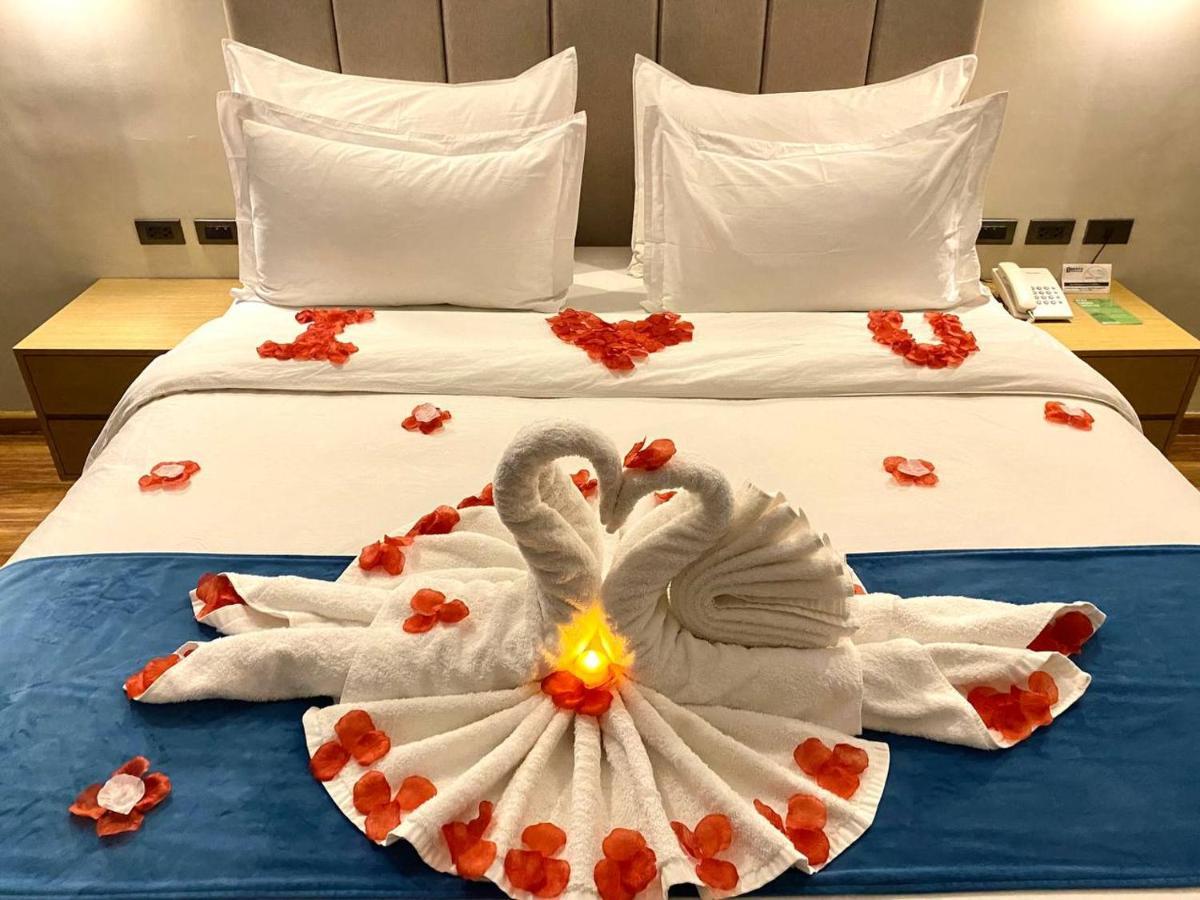 Bravo Tanauan Hotel Exteriör bild
