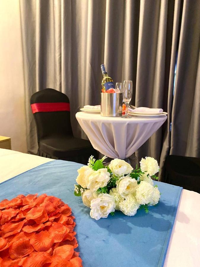 Bravo Tanauan Hotel Exteriör bild