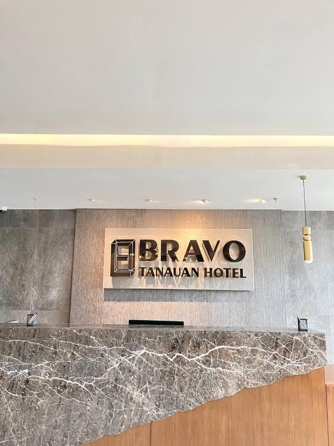 Bravo Tanauan Hotel Exteriör bild
